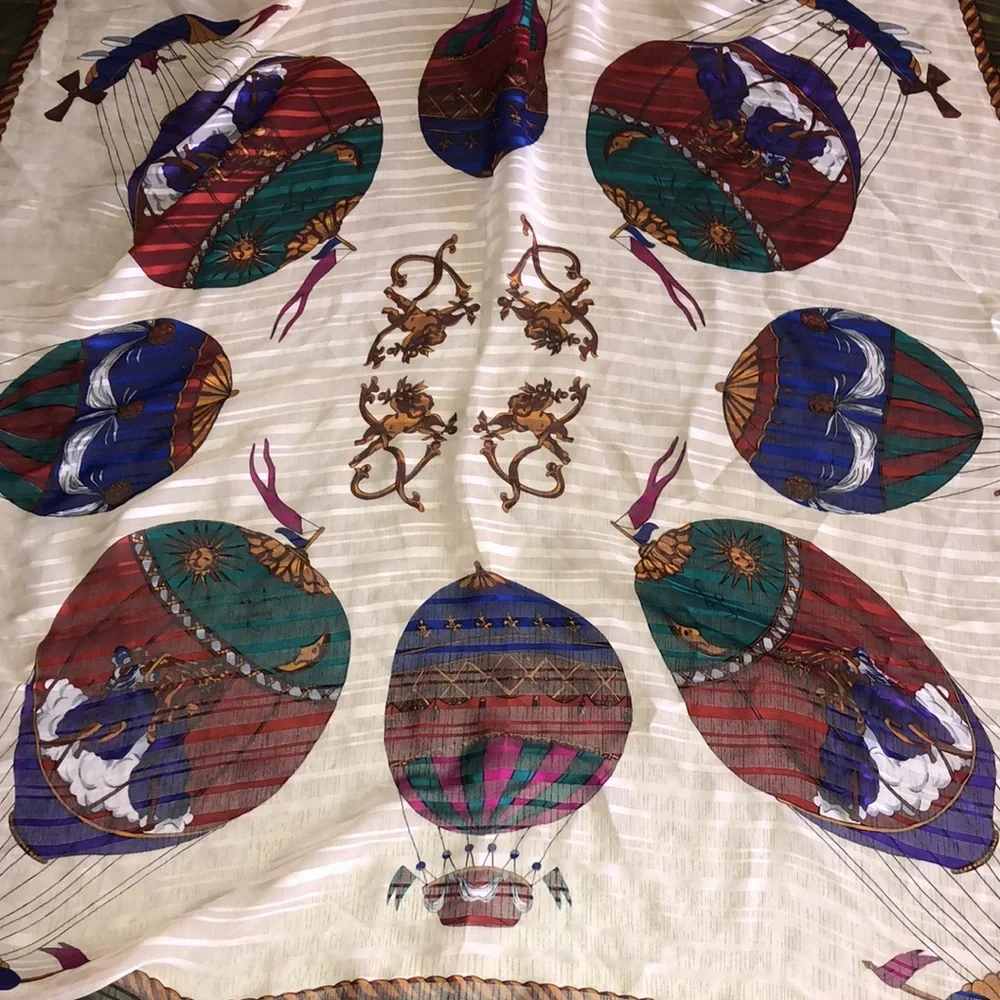 Hermès vintage Paris Balloon Print Silk Scarf - Picture 3 of 7